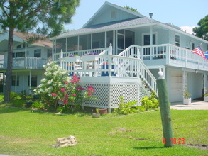 Home exchange listing HE22812