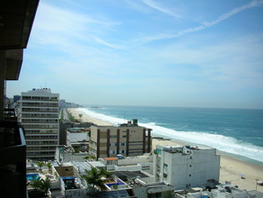 Home exchange listing HE23323