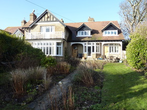 Home exchange listing HE23762