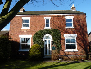 Home exchange listing HE23826