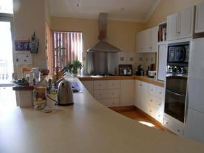Home exchange listing HE24736