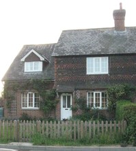 Home exchange listing HE25629