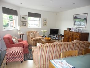Home exchange listing HE28062